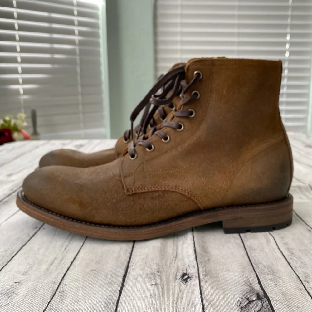 NWT FRYE LACE UP BOOTS - Picture 3 of 10